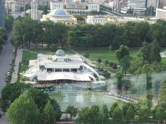 Rinia Park